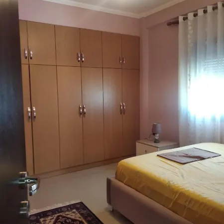 Daire Cozy&Central Apartment 1